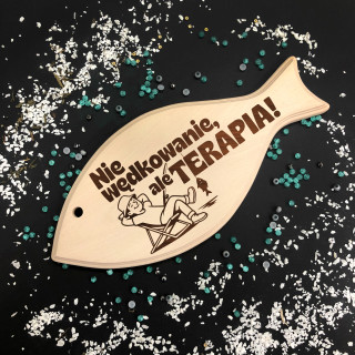 Drewniana deska do krojenia w kształcie ryby, grawerowana XL "Rybna Terapia"