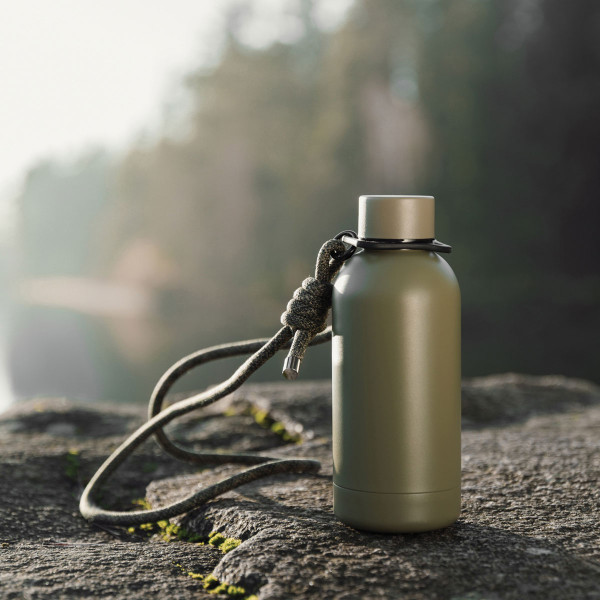 Metalowa butelka termiczna "VINGA Parks" z wygrawerowanym tekstem (400ml)