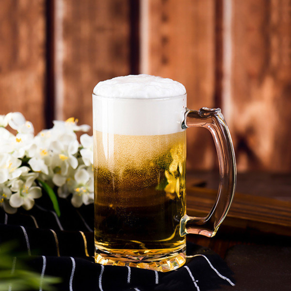 Szklany kufel z uchwytem (500 ml)