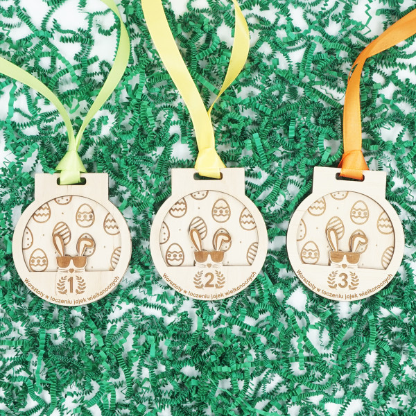 Zestaw grawerowanych drewnianych medali 3D "Mistrz toczenia jajek"